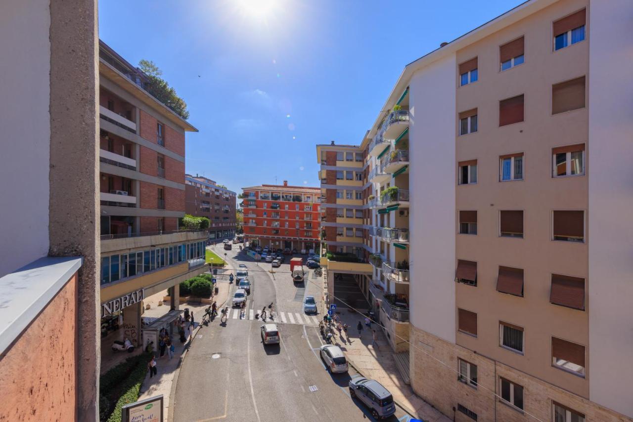 Nordic Style - 5 Min Dall'Arena & Parcheggio Verona Luaran gambar