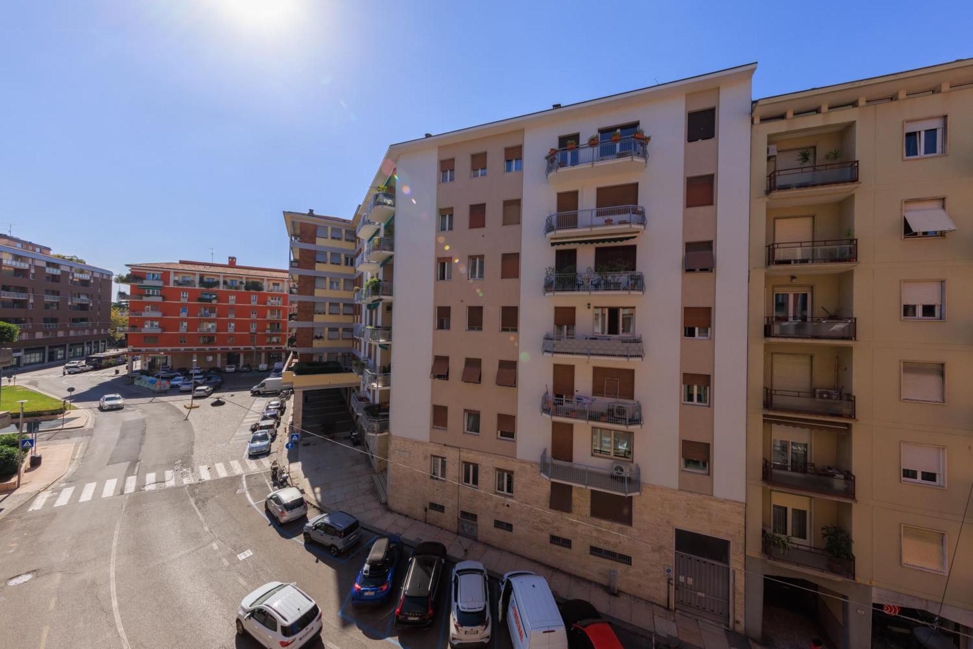 Nordic Style - 5 Min Dall'Arena & Parcheggio Verona Luaran gambar